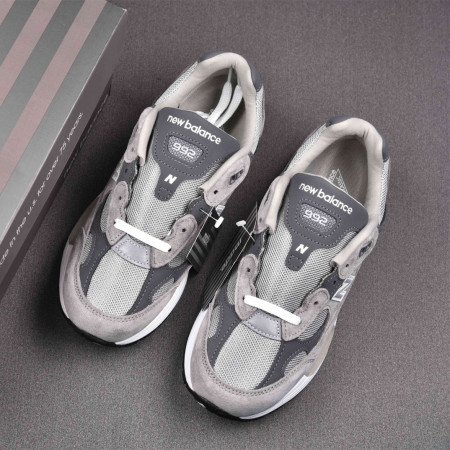 뉴발란스992 그레이 M992GR